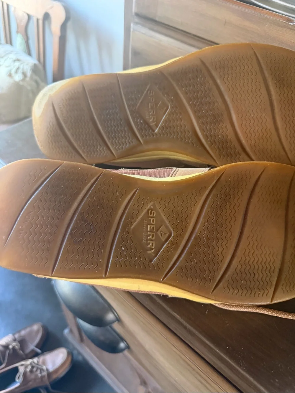 Sperry Men's Light Brown Leather Boat Shoes with Yellow Sole